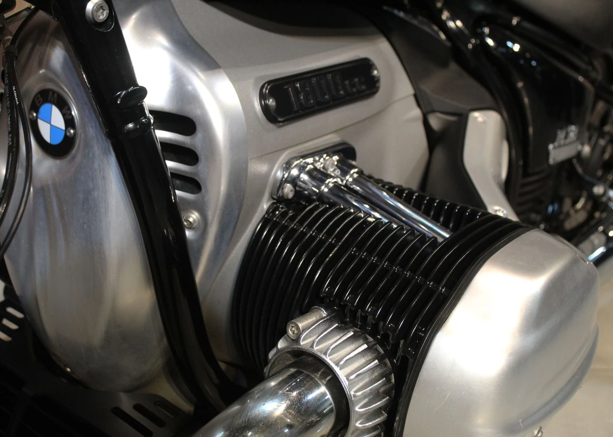 BMW R 18