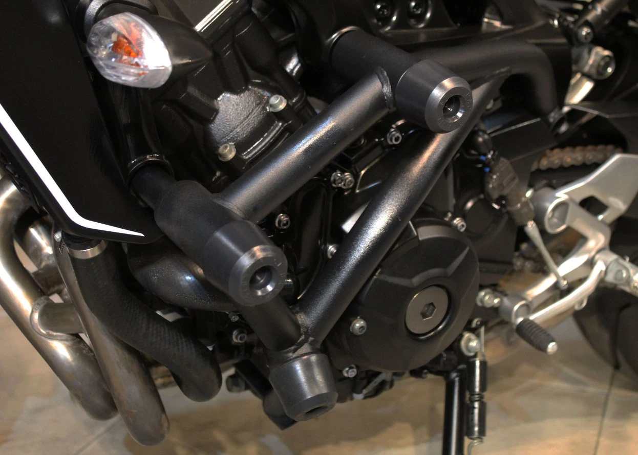 YAMAHA MT-09