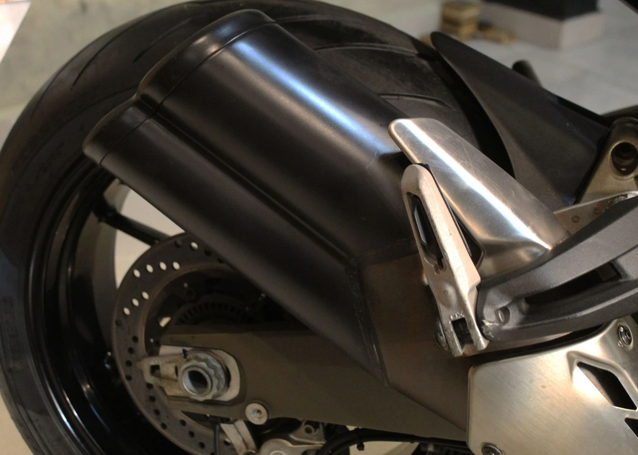 DUCATI MONSTER 821