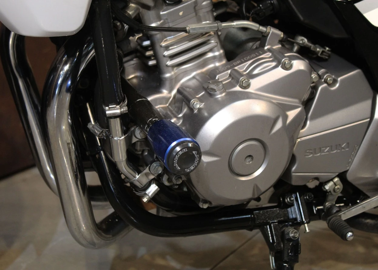 SUZUKI INAZUMA