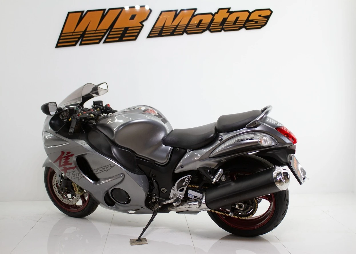 SUZUKI GSX 1300 RA HAYABUSA