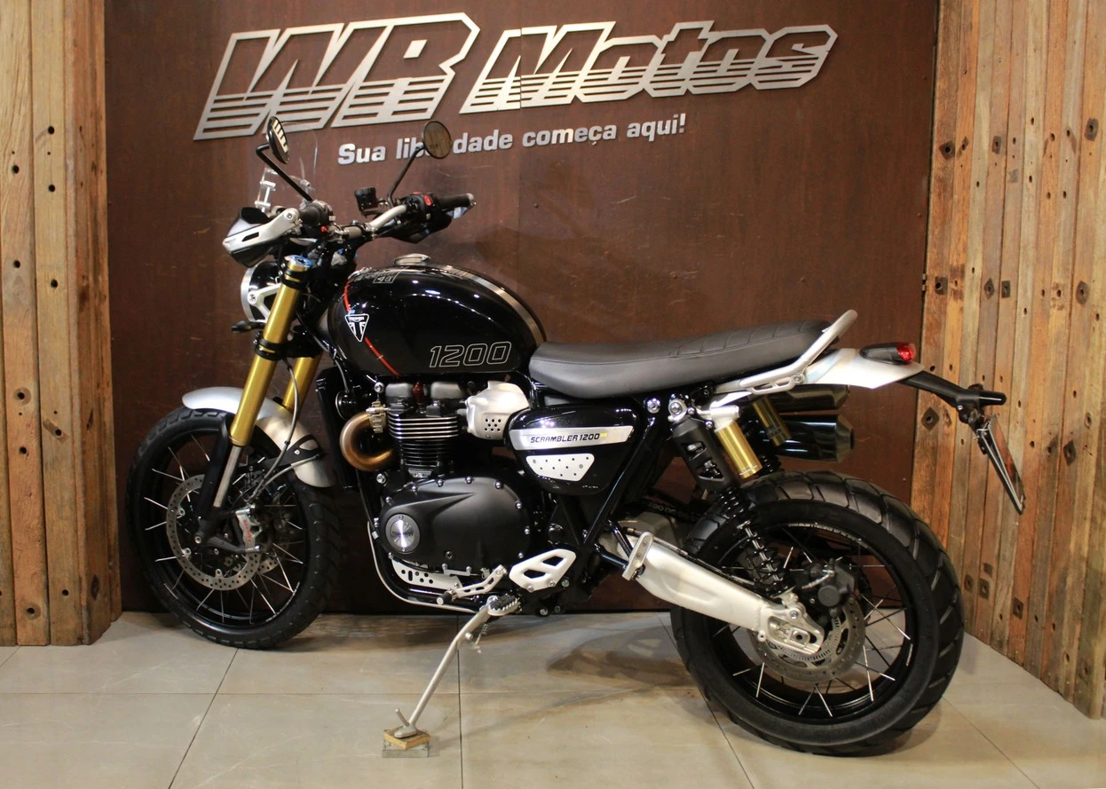 TRIUMPH BONNEVILLE SCRAMBLER 1200 XE