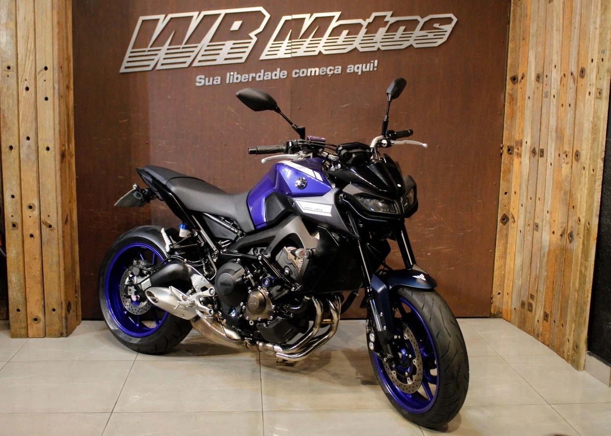 YAMAHA MT-09