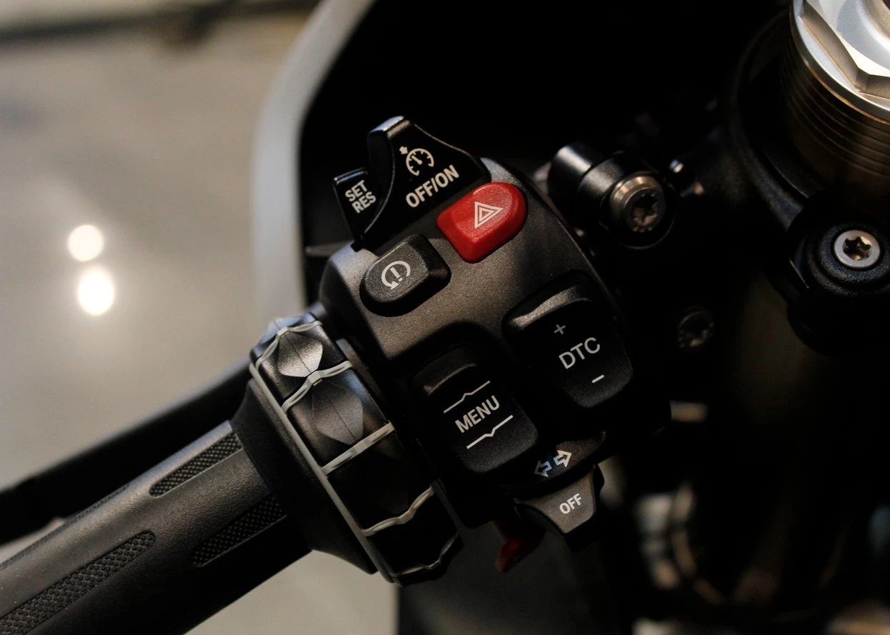 BMW S 1000 RR