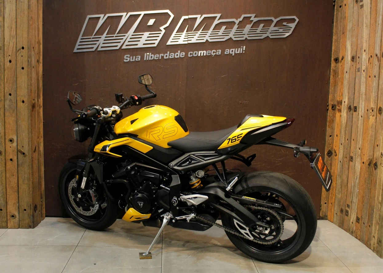 TRIUMPH STREET TRIPLE 765 RS