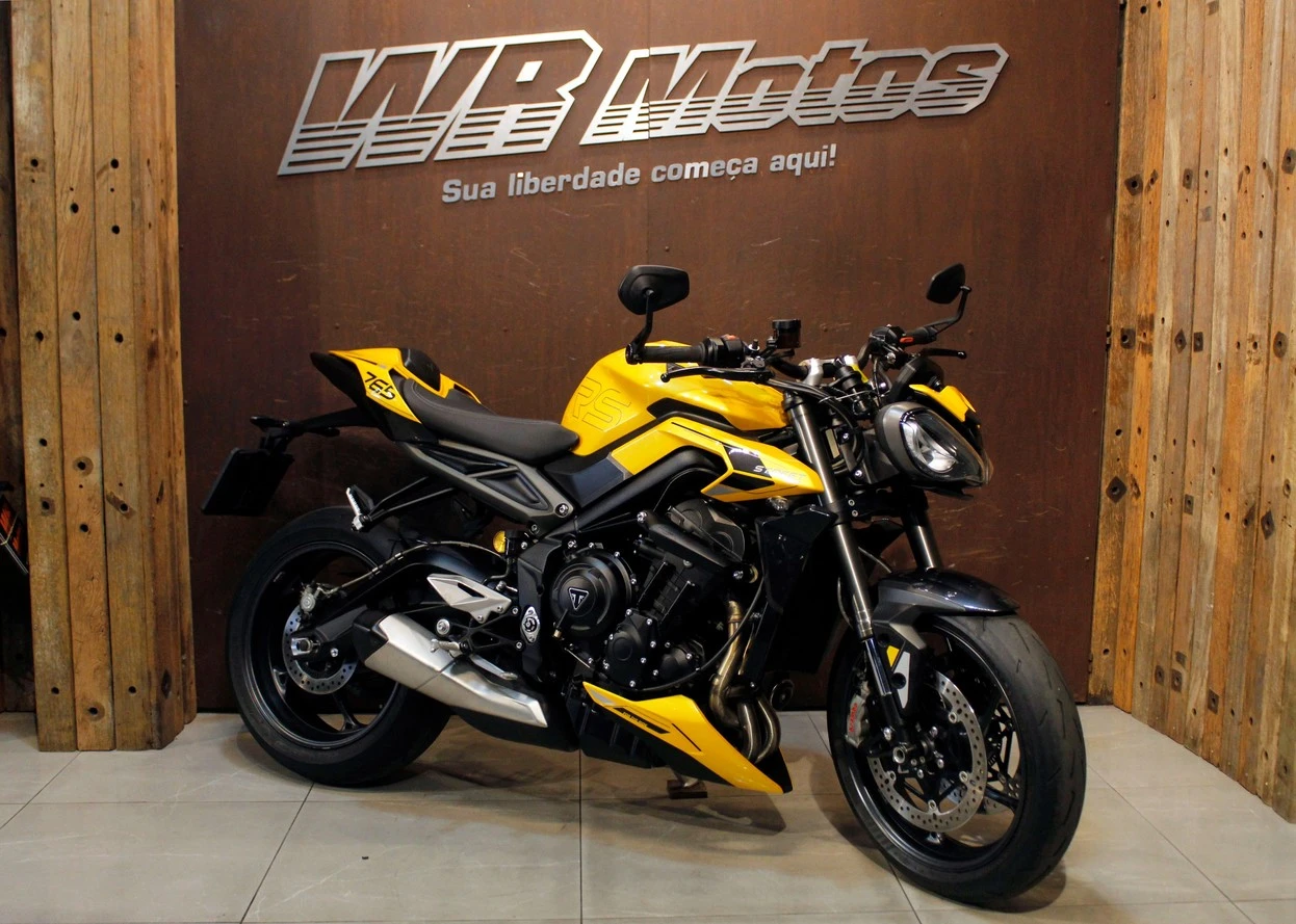 TRIUMPH STREET TRIPLE 765 RS