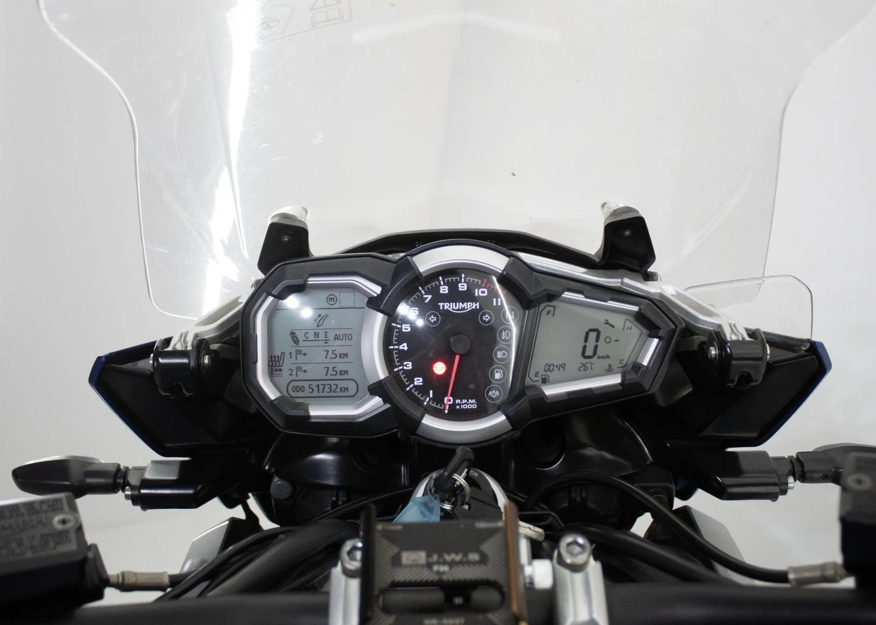 TRIUMPH TIGER EXPLORER XCA