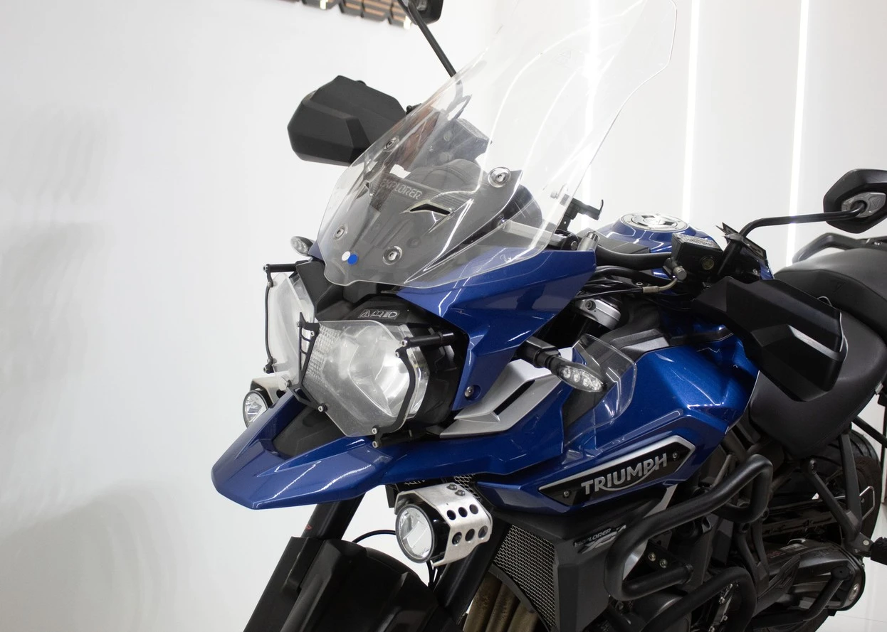 TRIUMPH TIGER EXPLORER XCA