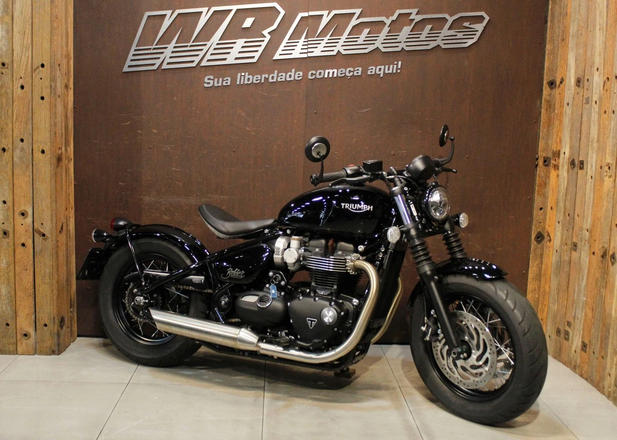 TRIUMPH BONNEVILLE BOBBER 1200