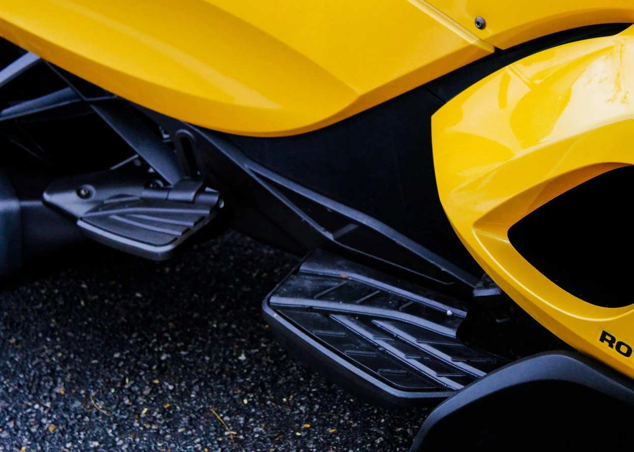 CAN-AM SPYDER ST-S