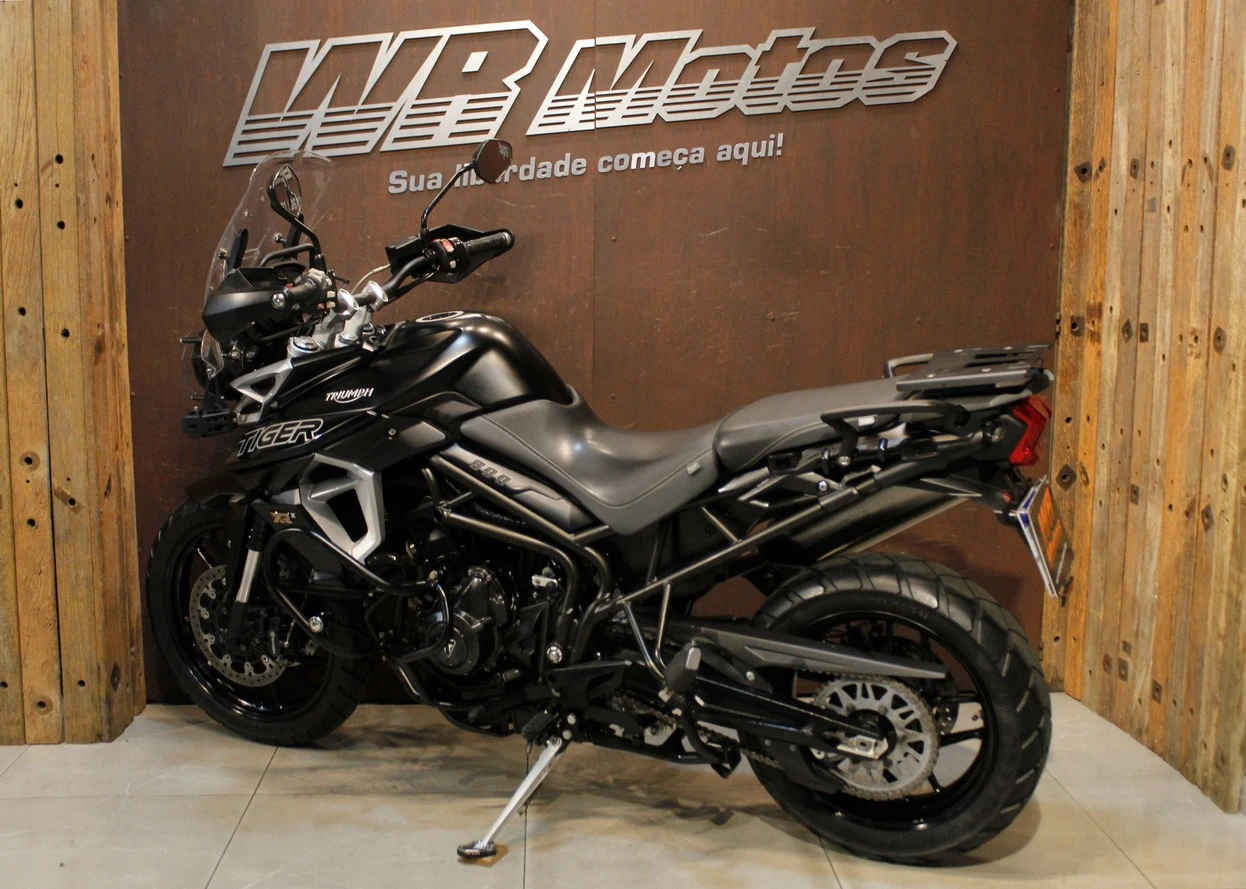 TRIUMPH TIGER 800 XRX