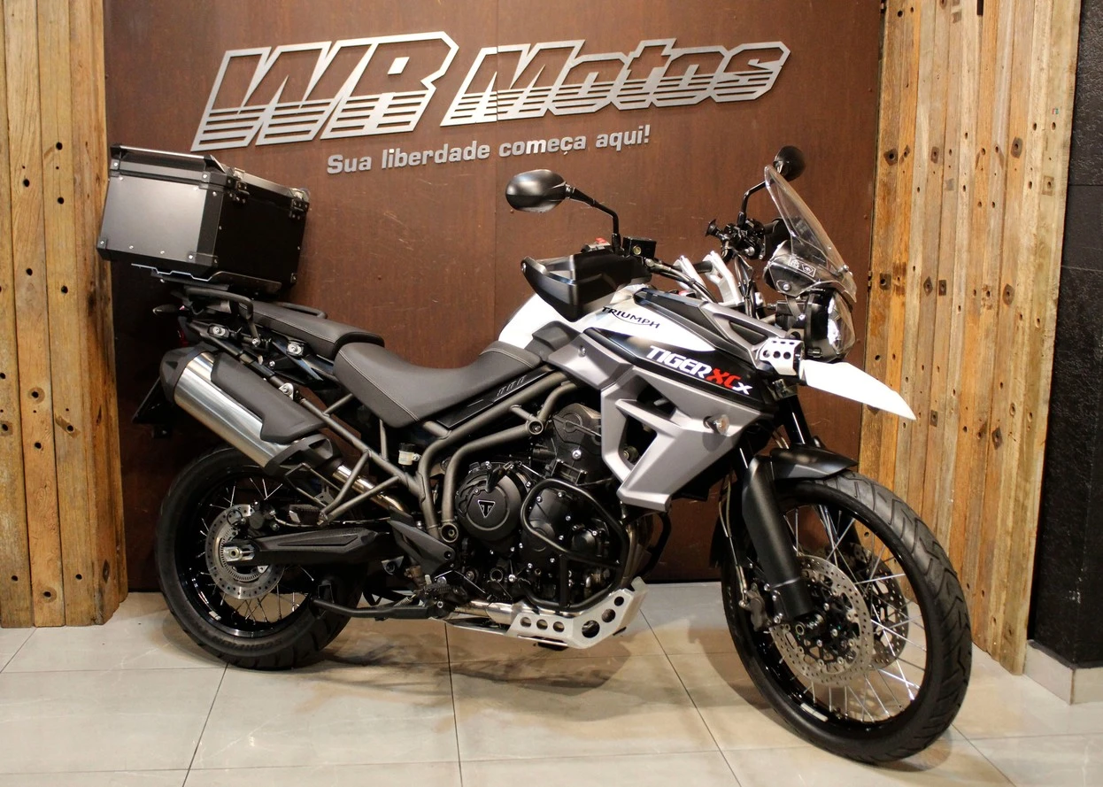 TRIUMPH TIGER 800 XCX