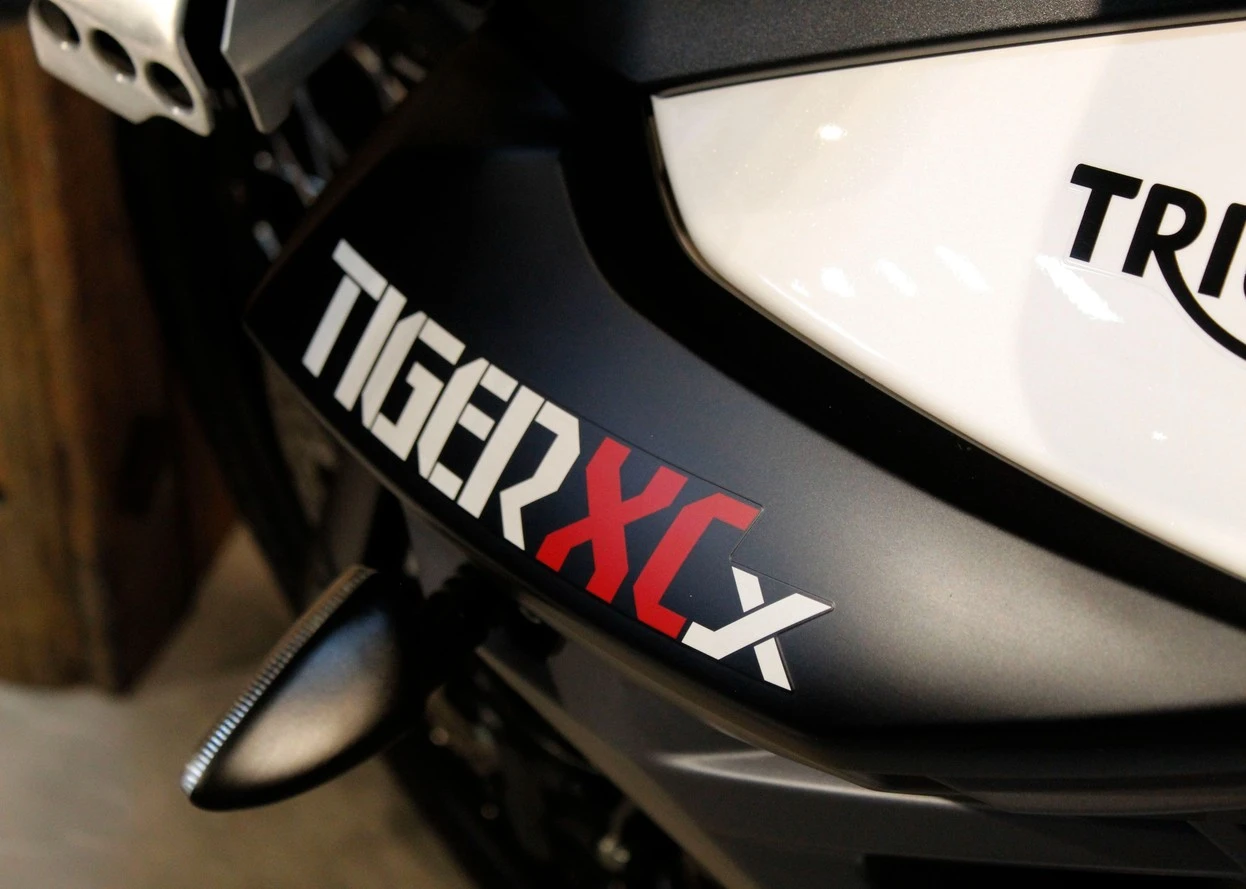 TRIUMPH TIGER 800 XCX