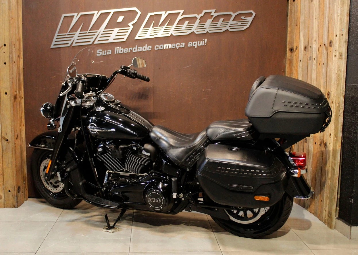 HARLEY-DAVIDSON SOFTAIL HERITAGE CLASSIC