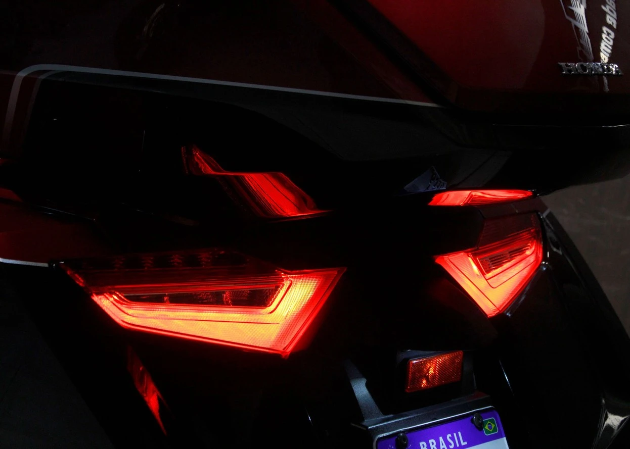 HONDA GL 1800 GOLD WING TOUR