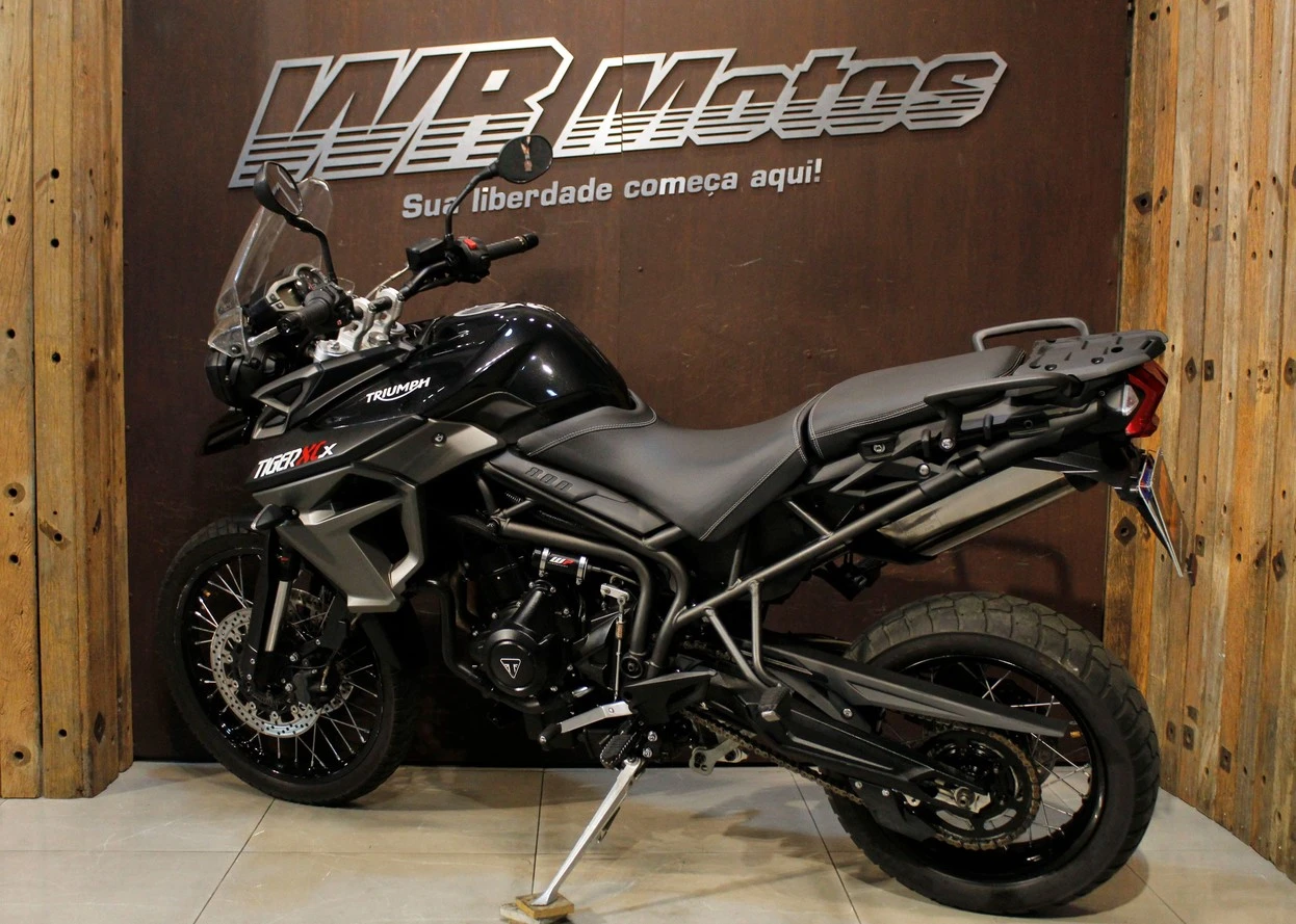 TRIUMPH TIGER 800 XCX