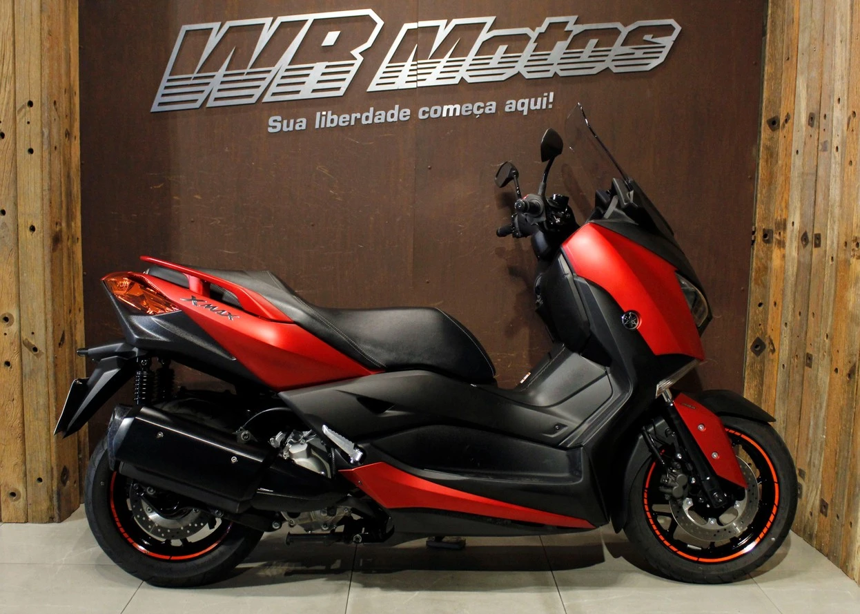 YAMAHA XMAX ABS