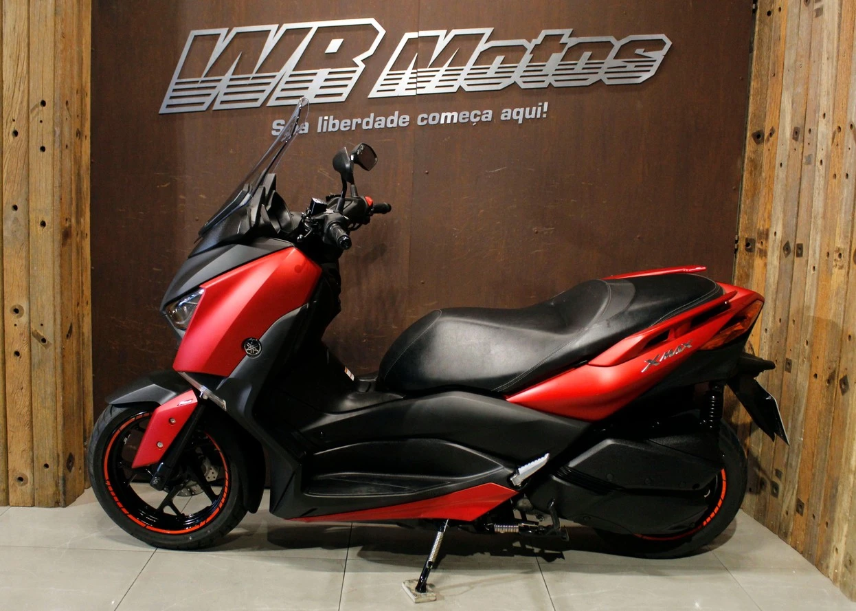 YAMAHA XMAX ABS