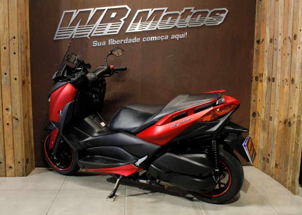 YAMAHA XMAX ABS