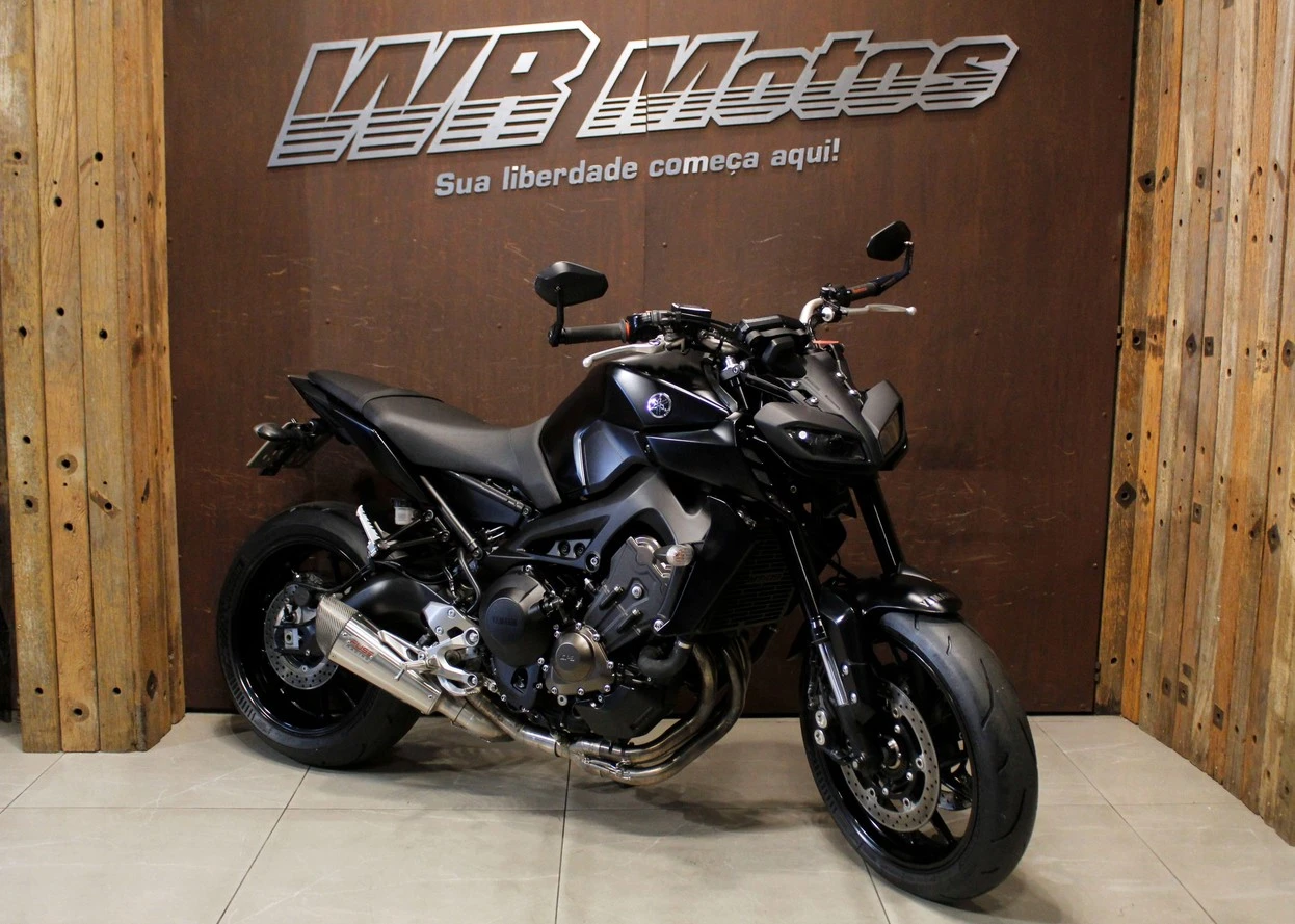 YAMAHA MT-09