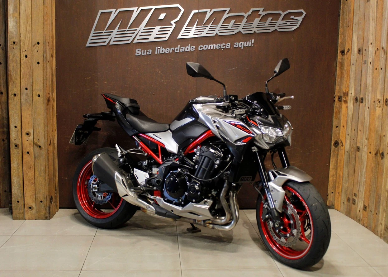 KAWASAKI Z900