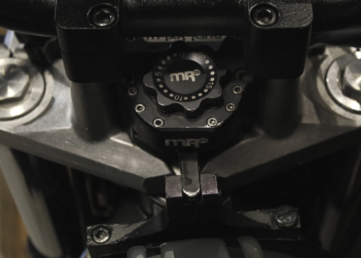 YAMAHA FZ6N