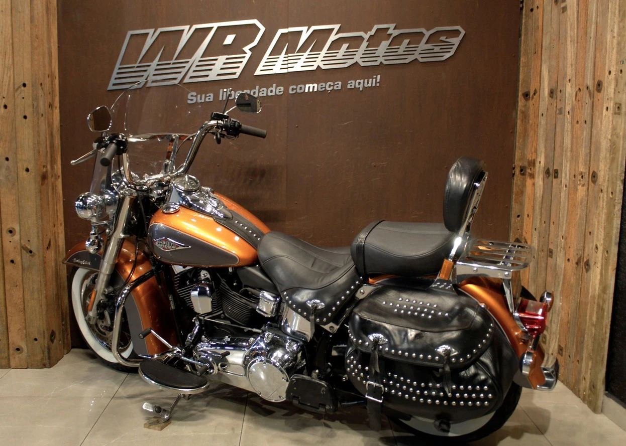 HARLEY-DAVIDSON HERITAGE SOFTAIL CLASSIC