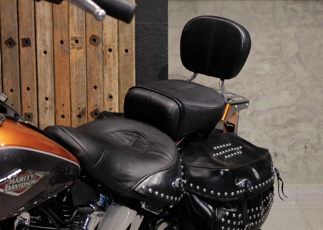 HARLEY-DAVIDSON HERITAGE SOFTAIL CLASSIC