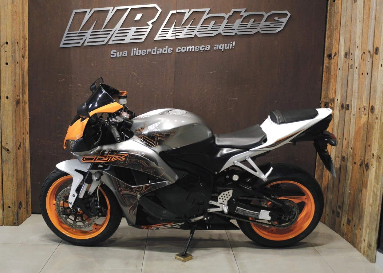 HONDA CBR 600RR
