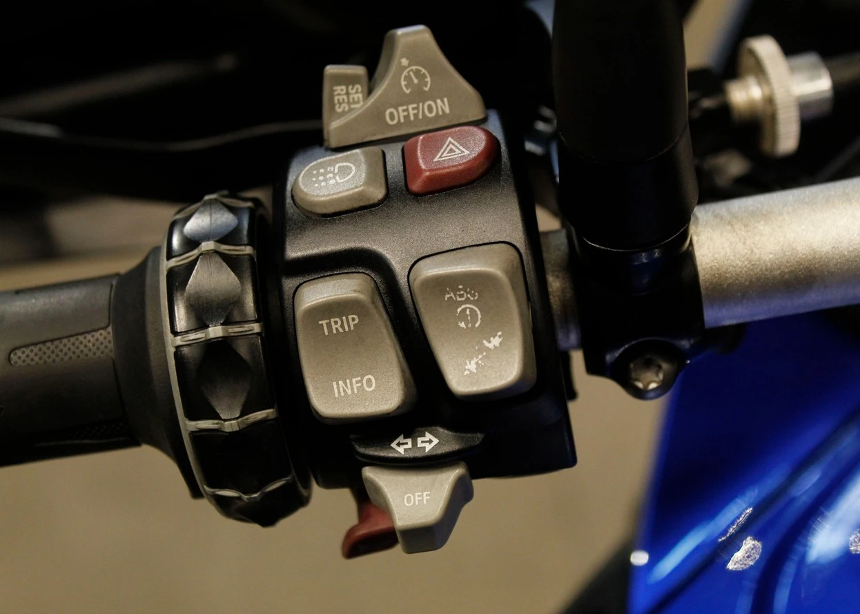BMW S 1000 XR