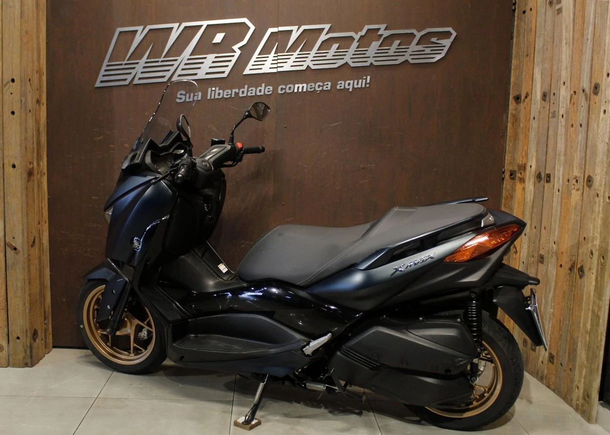 YAMAHA XMAX ABS