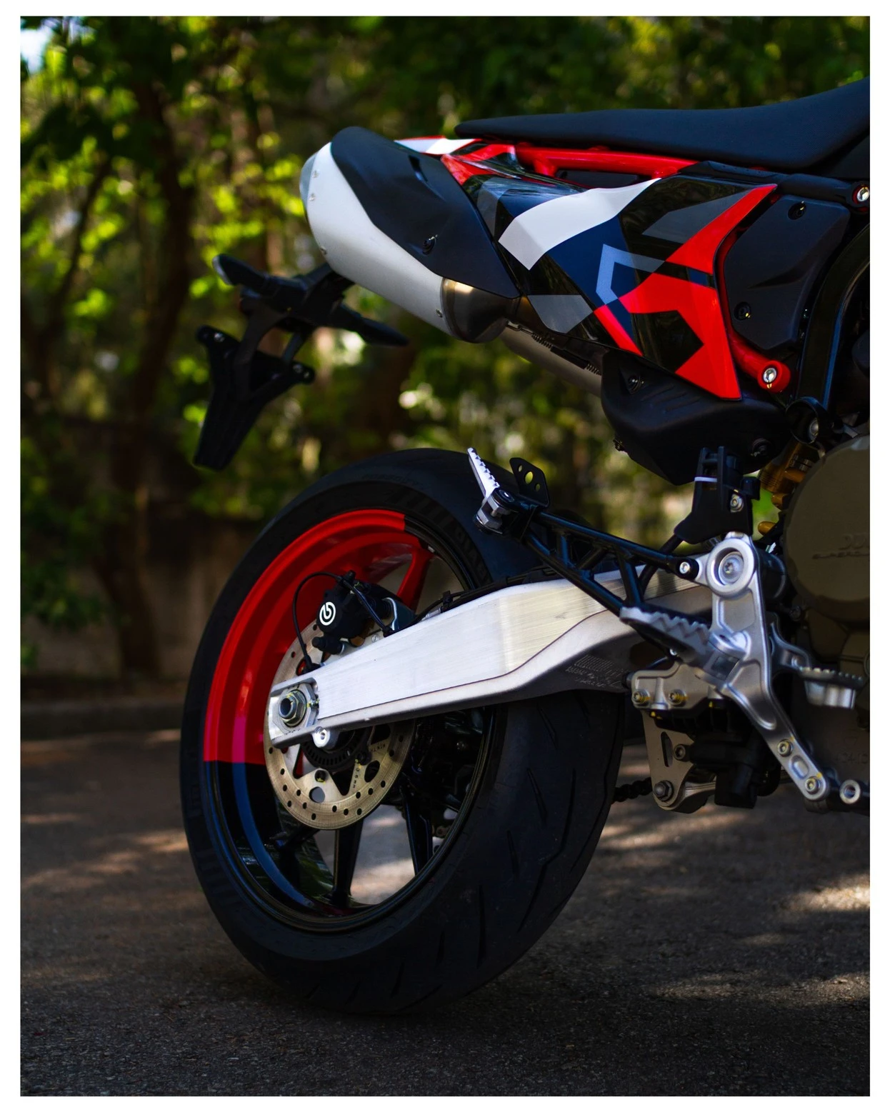 DUCATI HYPERMOTARD 698 MONO