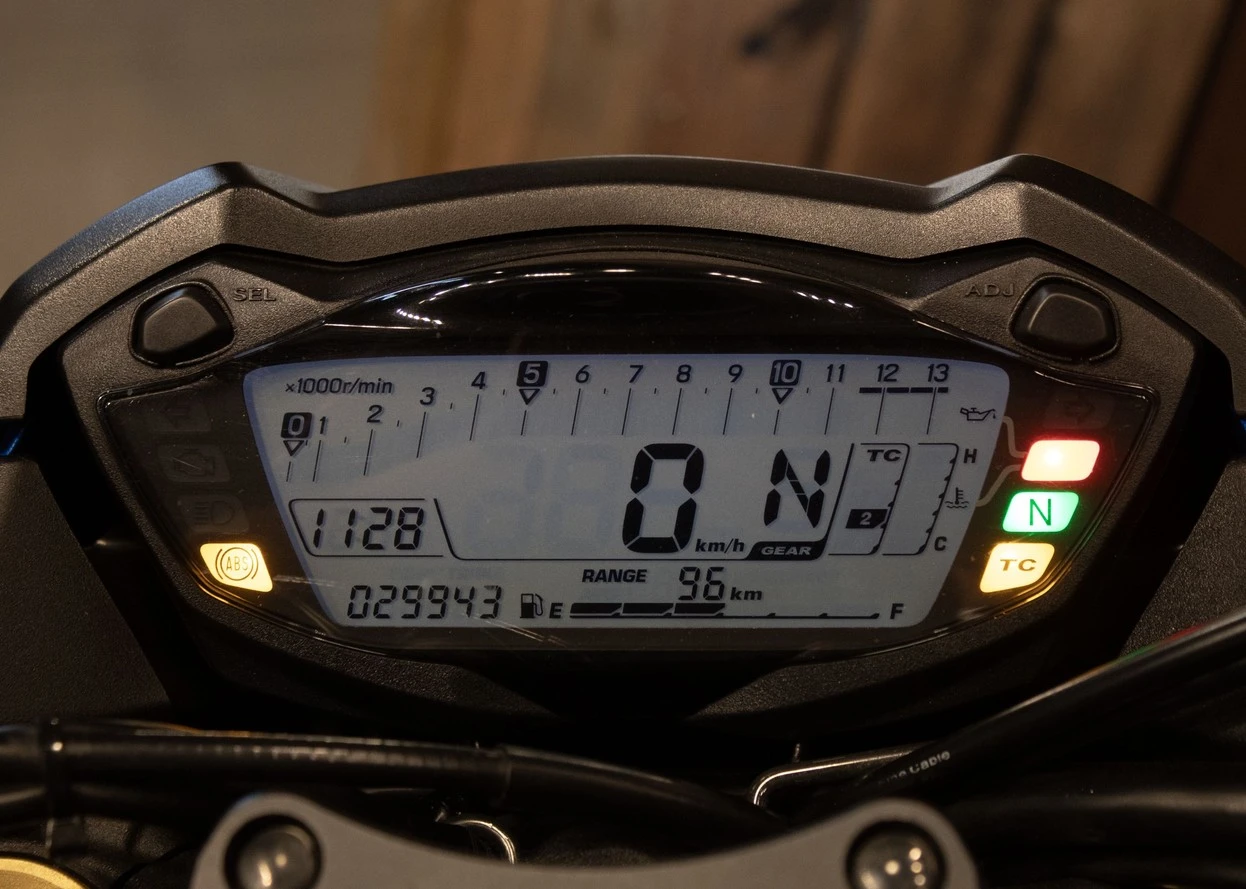 SUZUKI GSX S1000 ABS