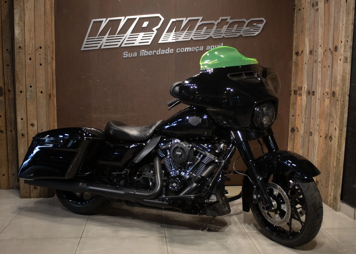 HARLEY-DAVIDSON STREET GLIDE SPECIAL