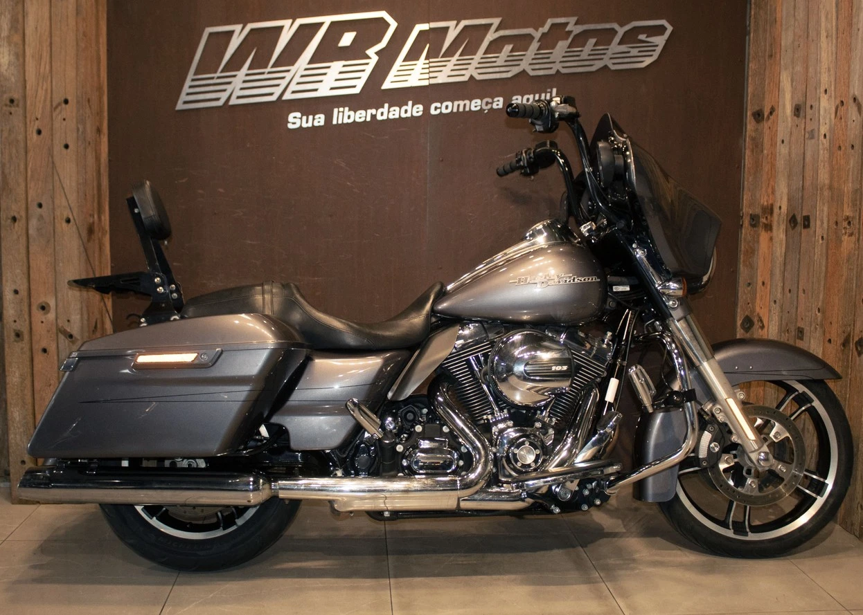 HARLEY-DAVIDSON STREET GLIDE SPECIAL