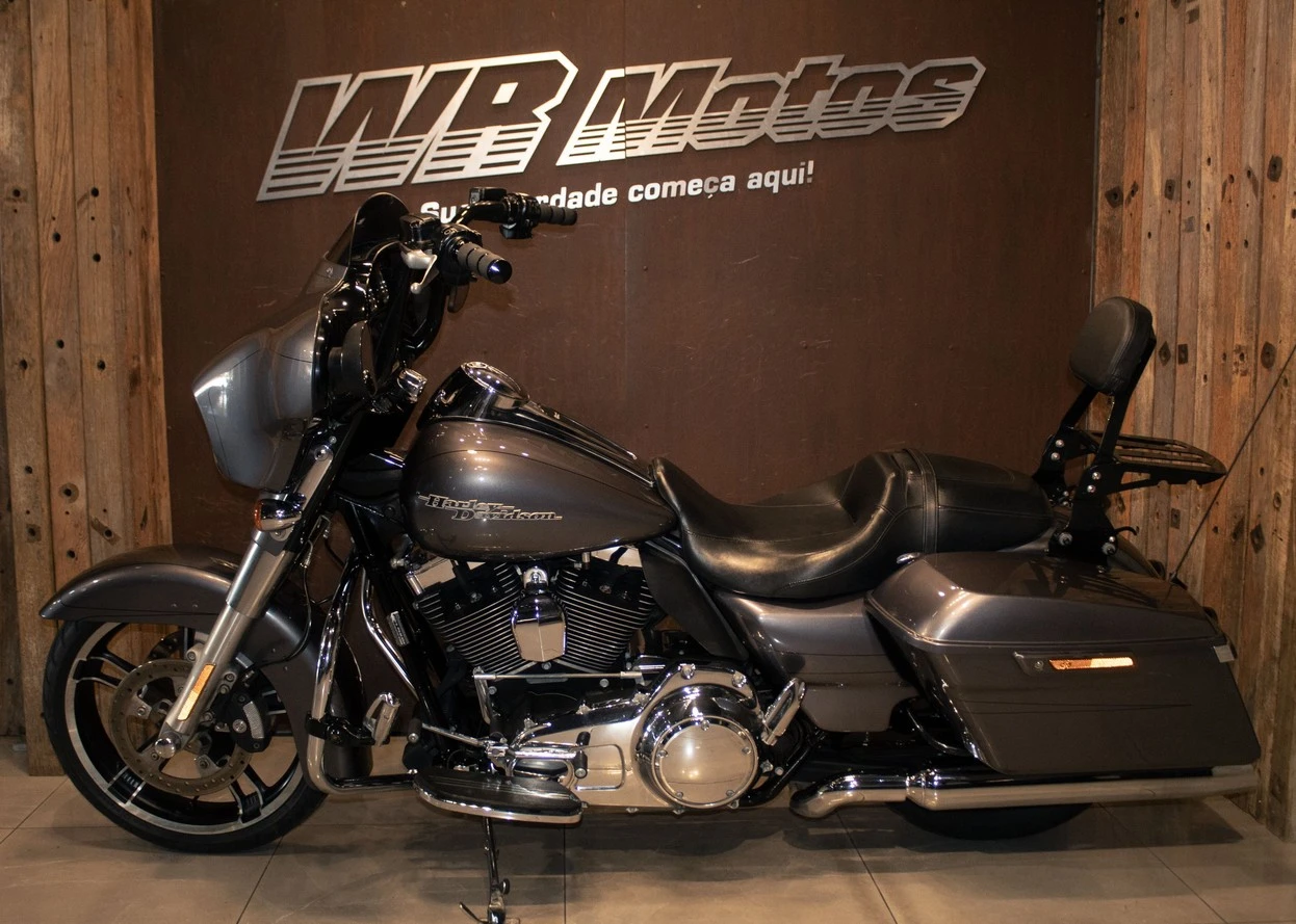 HARLEY-DAVIDSON STREET GLIDE SPECIAL