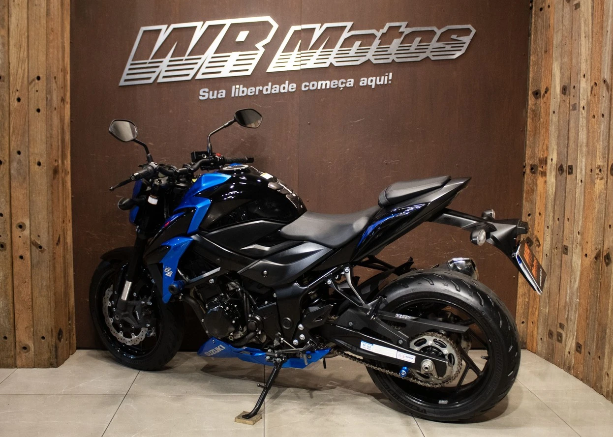 SUZUKI GSX S 750A