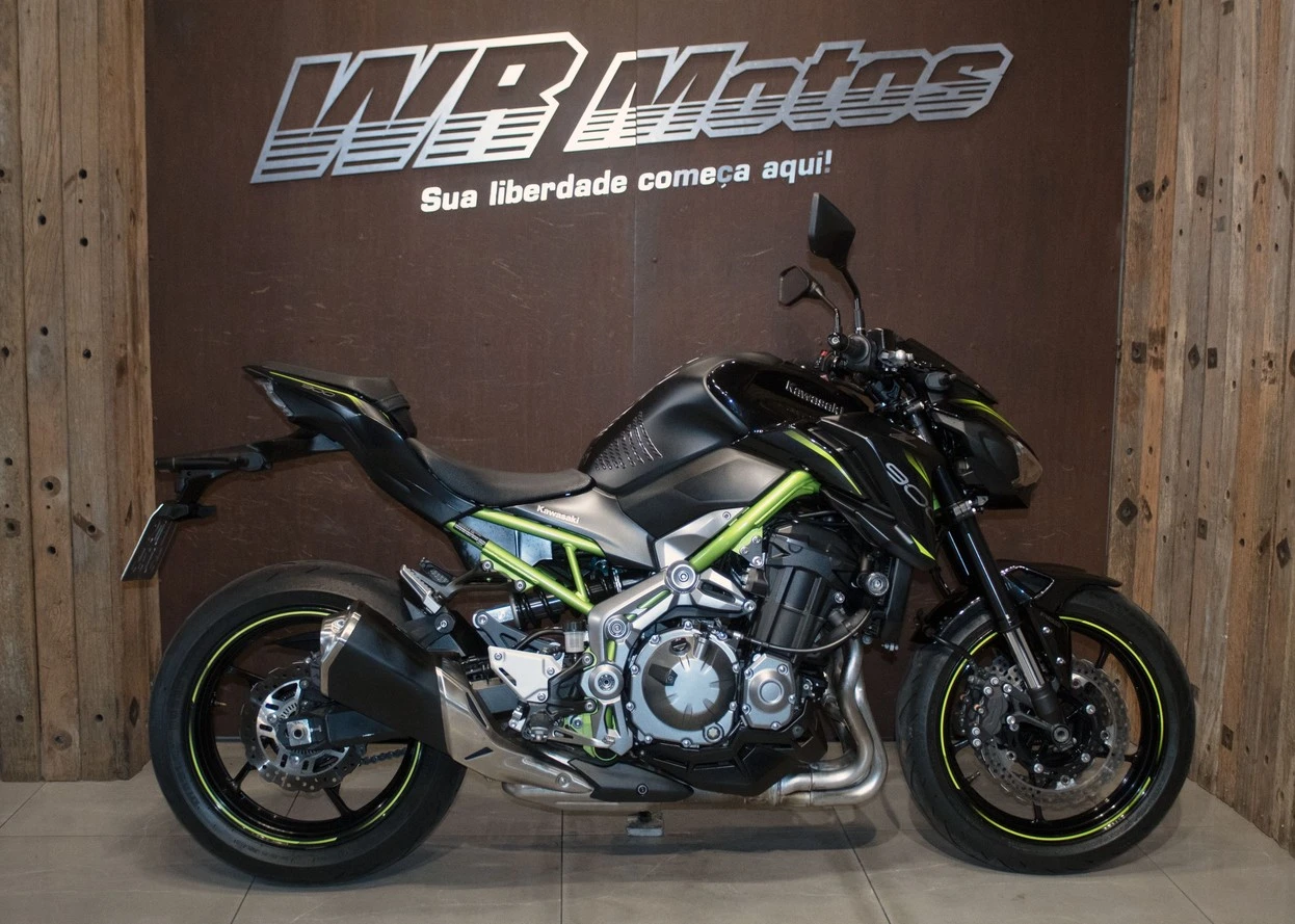 KAWASAKI Z900