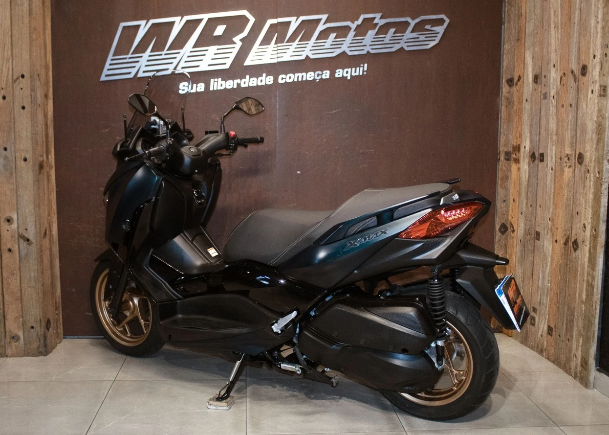 YAMAHA XMAX ABS