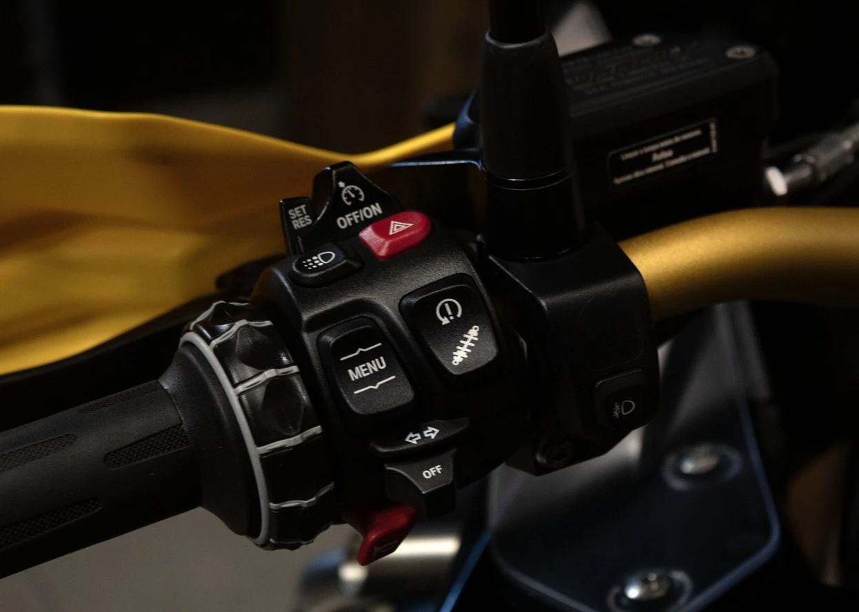BMW R 1250 GS ADVENTURE PREMIUM 40 ANOS