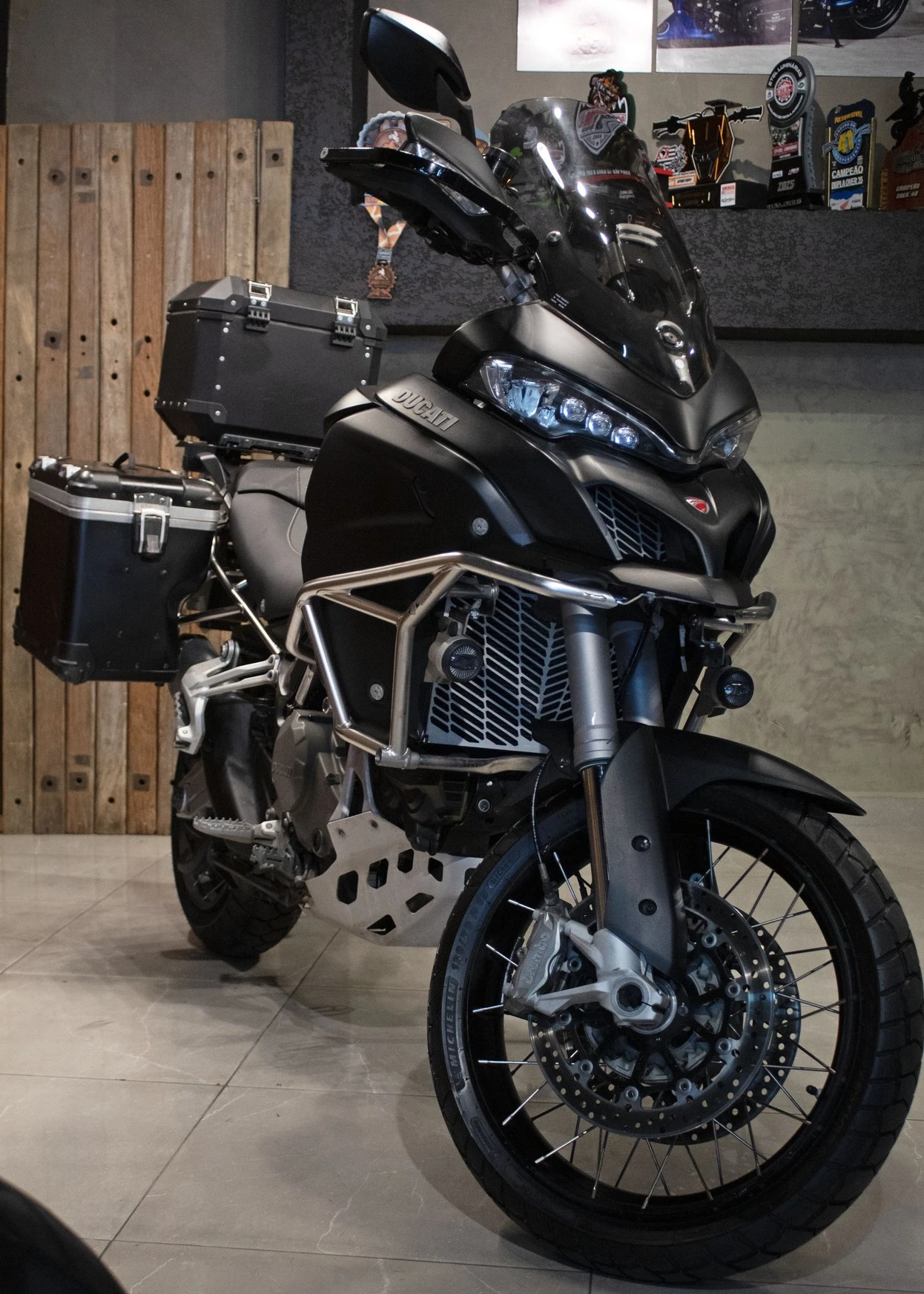 DUCATI MULTISTRADA 1200 ENDURO