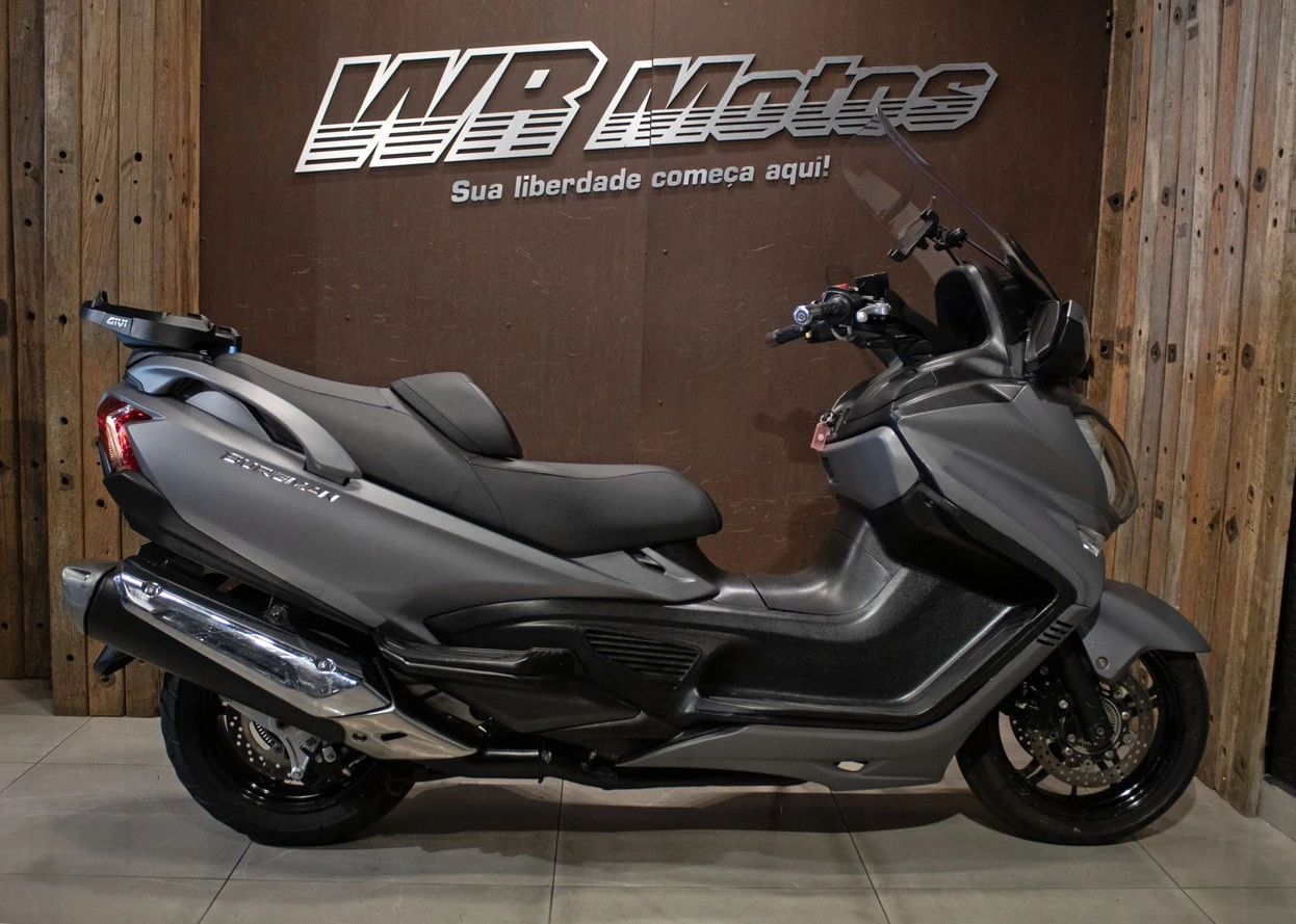 SUZUKI BURGMAN 650 EXECUTIVE