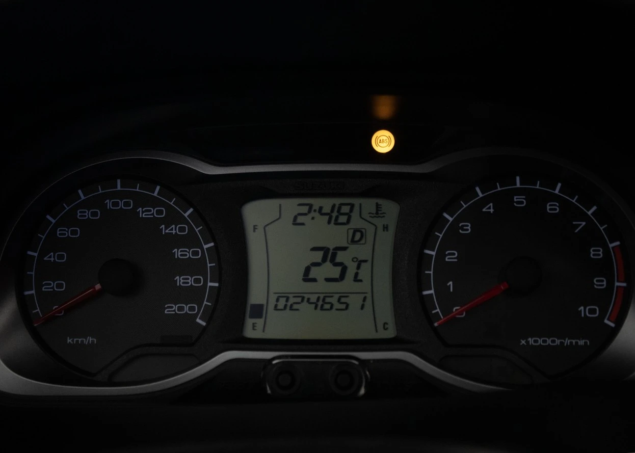 SUZUKI BURGMAN 650 EXECUTIVE