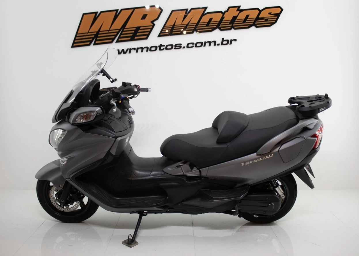 SUZUKI BURGMAN 650 EXECUTIVE