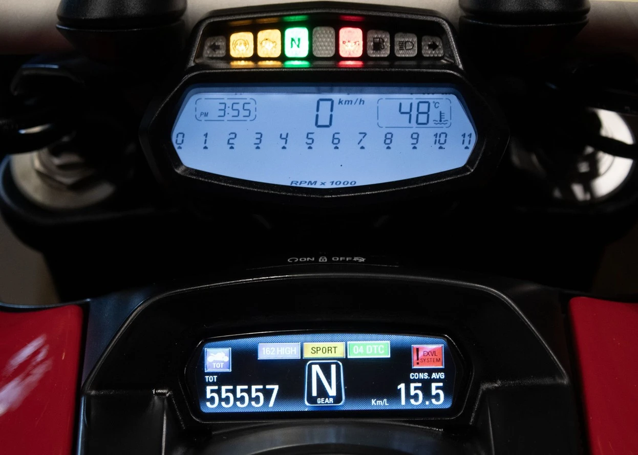 DUCATI DIAVEL CARBON