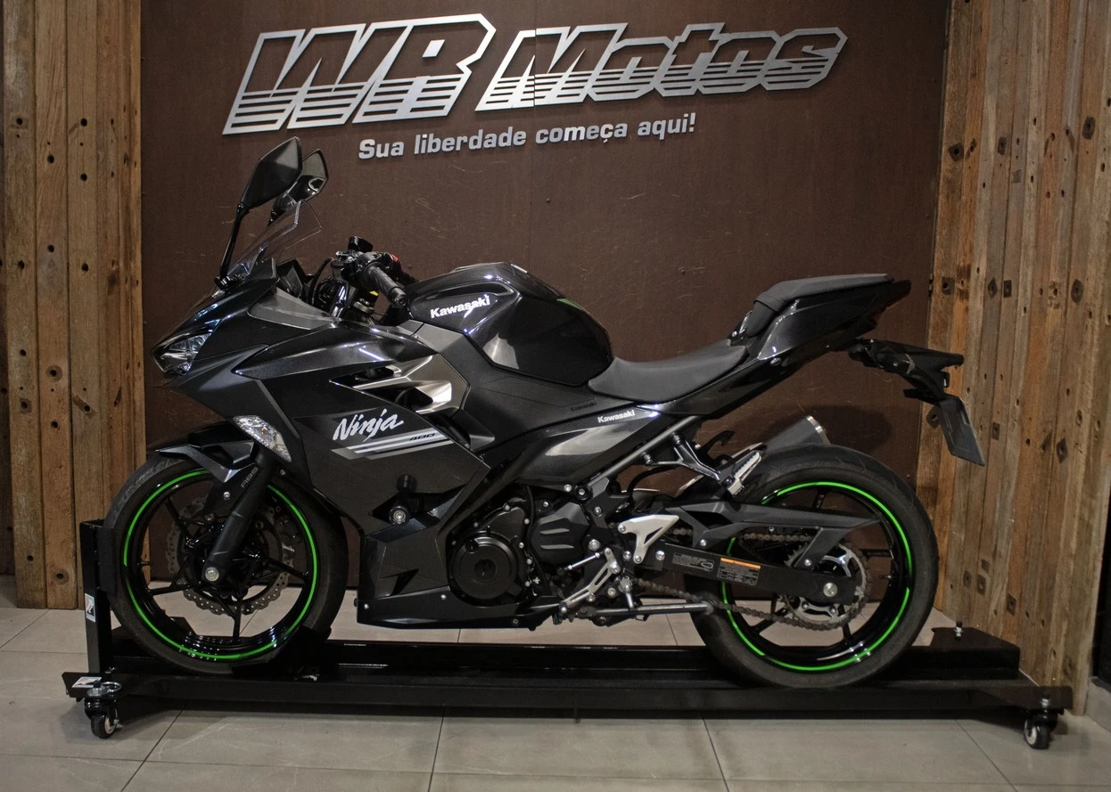 KAWASAKI NINJA 400