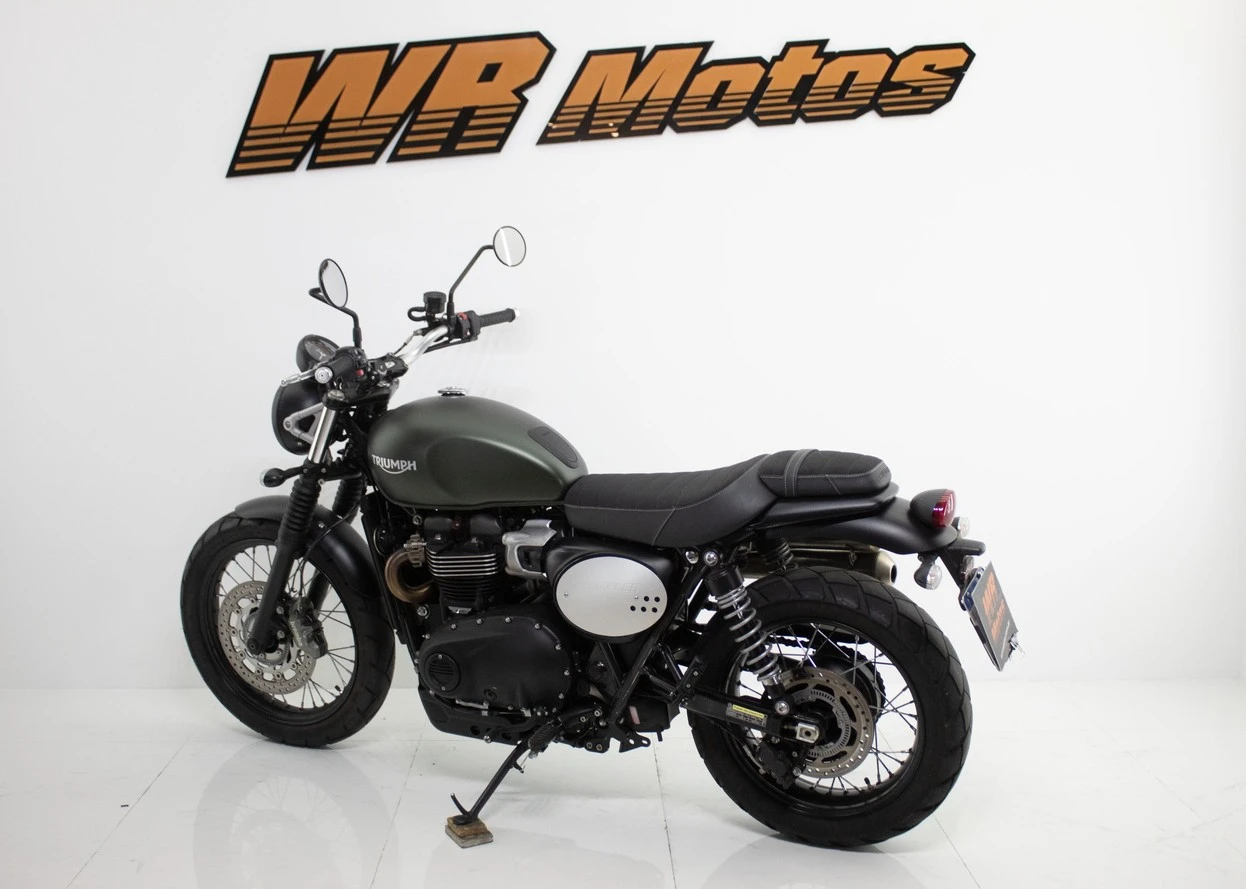 TRIUMPH SCRAMBLER 900