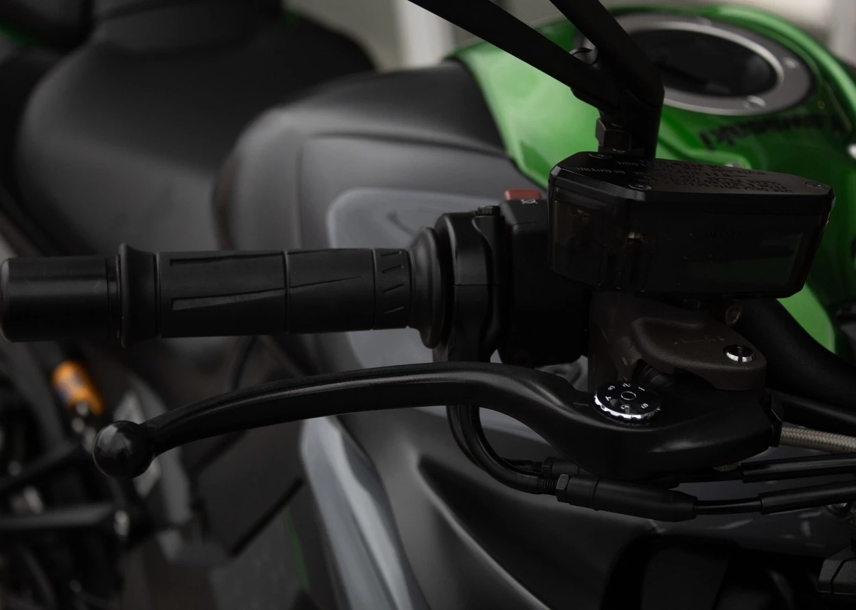 KAWASAKI Z1000 R ABS