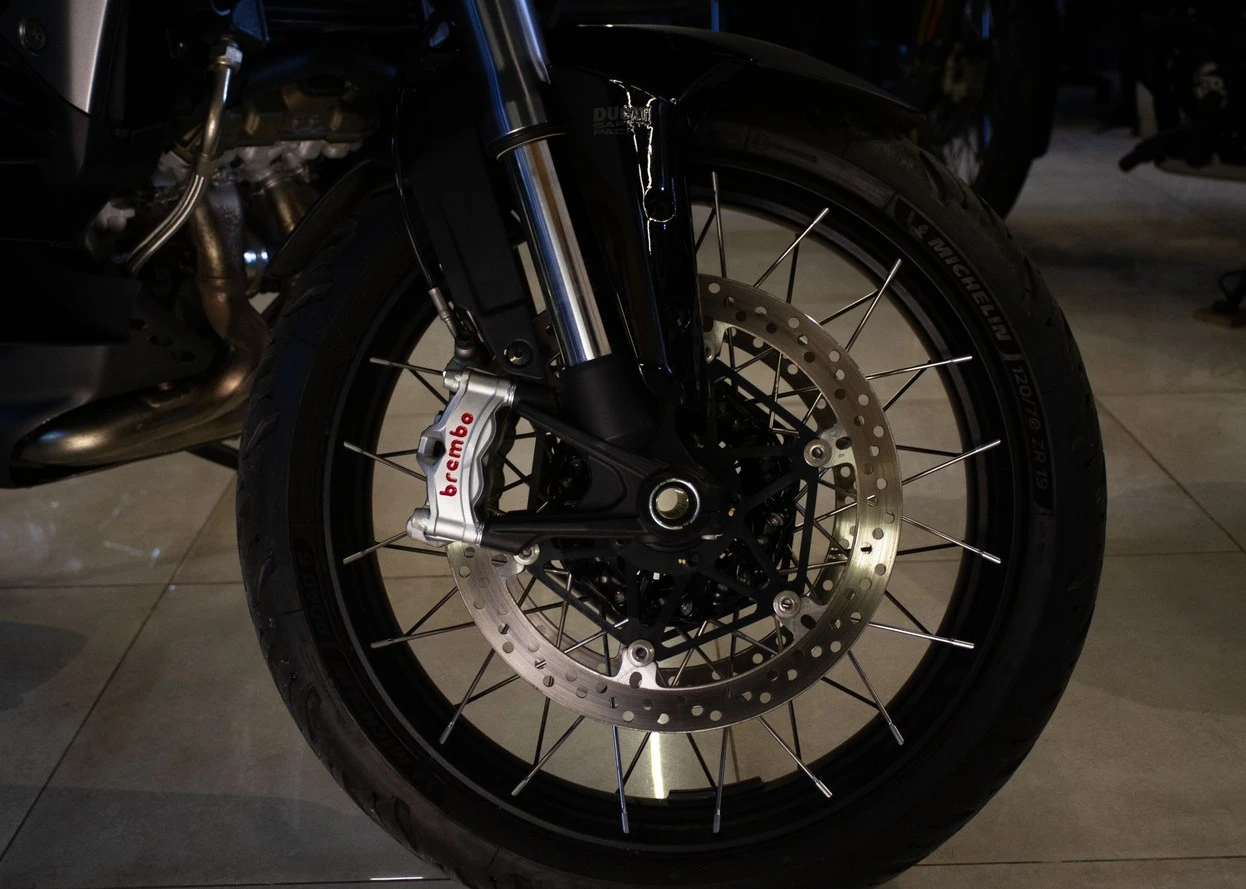 DUCATI MULTISTRADA 1200 ENDURO