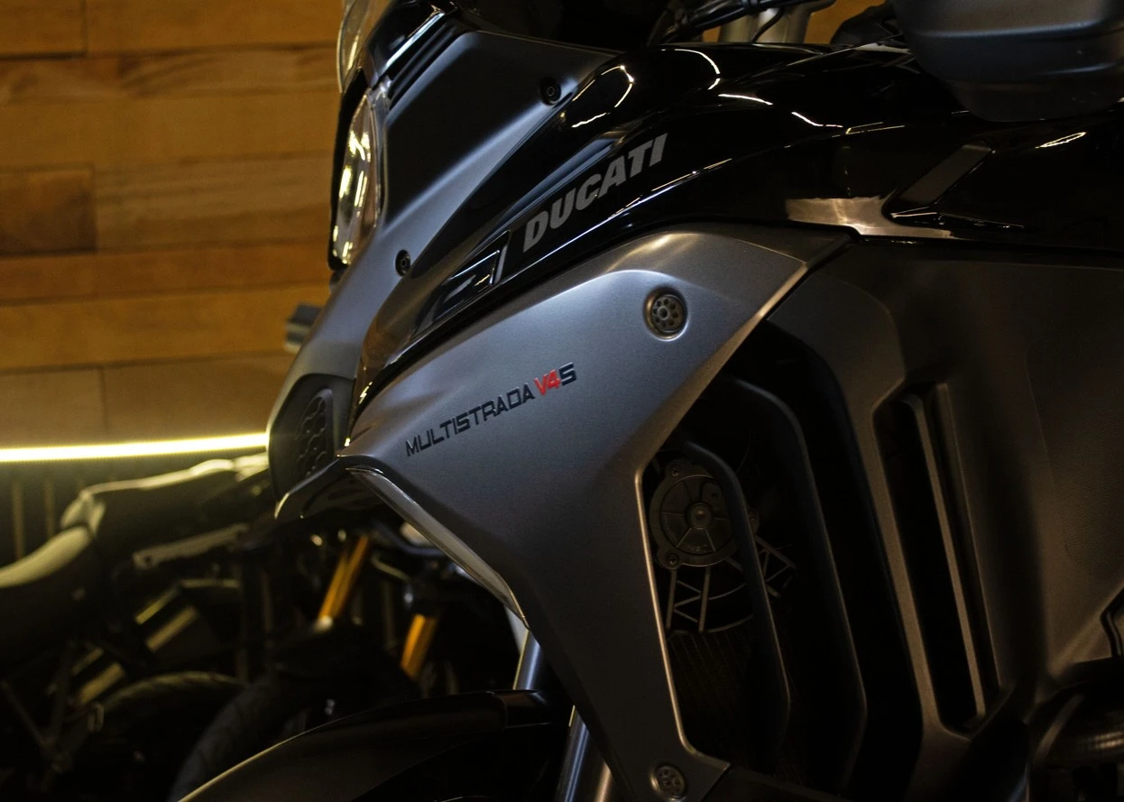 DUCATI MULTISTRADA 1200 ENDURO